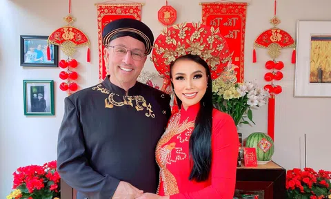 Ca sĩ Lily Thanh Huệ sở hữu nhan sắc xinh đẹp cùng giọng hát ngọt ngào
