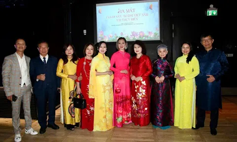 Áo dài Việt Nam - Hồn dân tộc trên vòng quay di sản