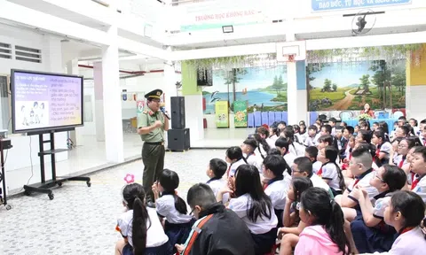Bạo lực học đường tinh thần: Khi một lời trêu chọc có thể dẫn đến bi kịch
