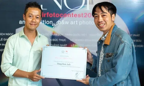 Ánh sáng sau ca trực: Bác sĩ Việt và khung hình chữa lành thế giới
