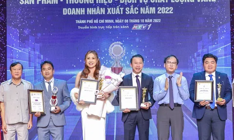 Giám đốc Công ty bất động sản Kim Long Thành Công lọt Top 10 doanh nhân xuất sắc năm 2022