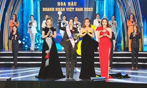 NTK Thân Hoàng Bích Thủy tài trợ trang phục công sở cho cuộc thi Hoa hậu Doanh nhân Việt Nam 2023