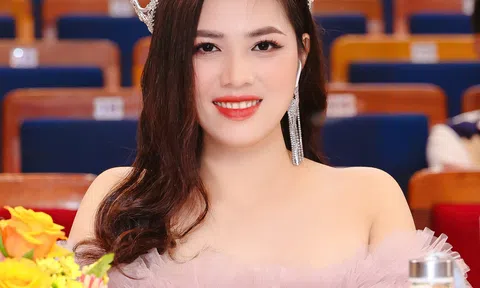 Hoa hậu thiện nguyện Nguyễn Thị Thùy Dung diện đầm hồng thanh lịch, xuất hiện rạng rỡ tại chung kết Hoa hậu Doanh nhân Việt Nam 2023