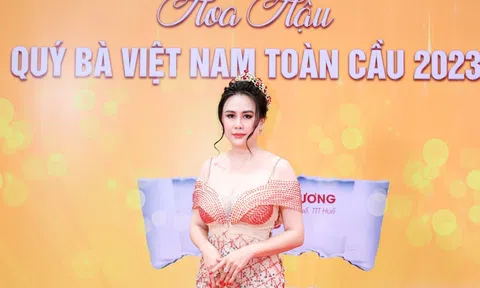 Hoa hậu Lý Kim Ngân khoe phong cách đẳng cấp của nữ doanh nhân thành đạt đốn tim người hâm mộ