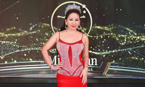 Hoa hậu thiện nguyện Nguyễn Thị Yến Phượng xuất hiện nổi bật tại chung kết Hoa hậu Doanh nhân Châu Á Việt Nam 2023