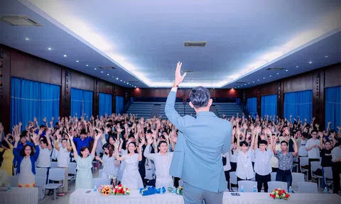 MC Nguyễn Sang và chặng hành trình chinh phục công chúng