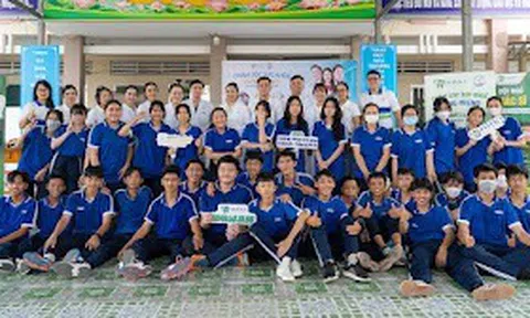 Haki Dental tổ chức thăm khám răng miệng tại trường Lý Văn Lâm