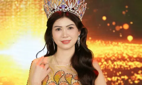 Hậu đăng quang, Hoa hậu Lê Thị Liệu chấm thi nhan sắc