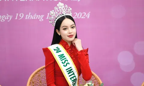 Huỳnh Thị Thanh Thủy: Từ Hoa Khôi Đại học Đà Nẵng đến Hoa Hậu Quốc Tế