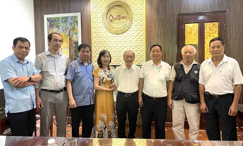 Chấm Chung Khảo cuộc thi và triển lãm ảnh “Một thoáng Nông thôn mới Hà Nội”