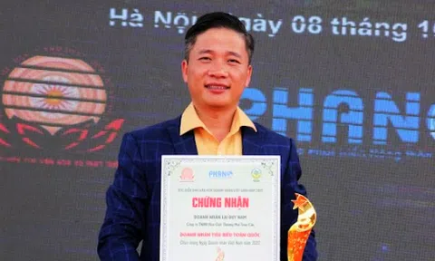 Doanh nhân Lại Duy Nam nhận vinh danh tại Diễn đàn Văn hóa Doanh nhân Việt Nam năm 2022