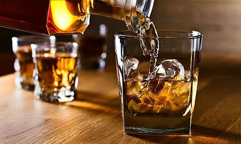 2 loại nước gây ung thư cực nhanh được WHO công nhận: Loại thứ nhất ai cũng dùng