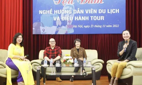 Hướng dẫn viên ngành học tiềm năng tại HCCT