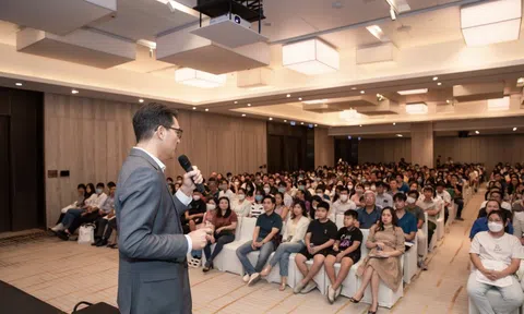 Phụ huynh siêu nhân: Đồng hành cùng con chinh phục giấc mơ Mỹ