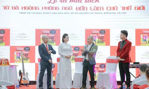 "Từ bà hoàng phòng ngủ đến làm chủ thế giới” chia sẻ nhiều bí quyết giữ gìn hạnh phúc