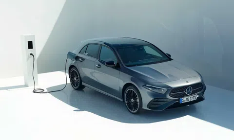 Ô tô điện đắt đỏ, Mercedes ‘tái sinh’ dòng xe xăng giá rẻ tưởng chừng sẽ bị khai tử