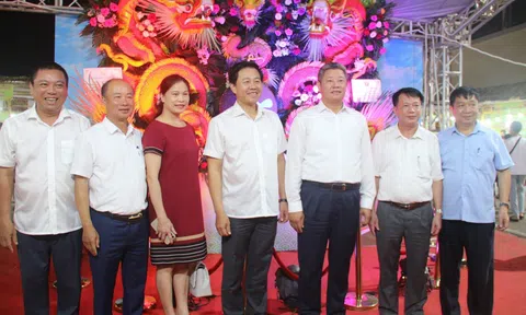 Khai mạc Hội chợ sản phẩm làng nghề và nông sản thực phẩm an toàn trên địa bàn thành phố Hà Nội năm 2024 tại huyện Thanh Oai