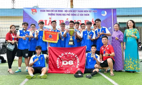 Giải Bóng đá học sinh truyền thống của trường THPT Lê Văn Thiêm (Hà Nội)
