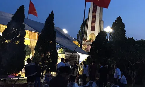 Thái Bình: Thị trấn Trần Hưng Nhân tổ chức lễ tưởng niệm, thắp nén tri ân các anh hùng liệt sĩ