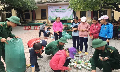 Thừa Thiên Huế: Đổi rác thải tái chế để lấy quà