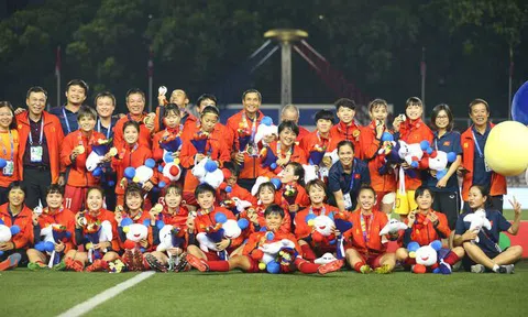 Đội tuyển nữ Việt Nam vô địch SEA Games 30: Nước mắt, nụ cười, khát vọng