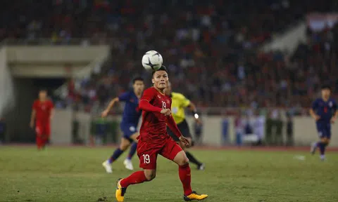 Quang Hải sáng cửa giành Quả bóng vàng Việt Nam 2019