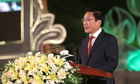 Tưởng niệm 60 liệt sĩ thanh niên xung phong hy sinh đêm Giáng sinh 1972
