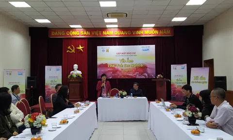 Chương trình "Tết ấm cho trẻ em nghèo": Trao 1000 phần quà cho trẻ em có hoàn cảnh đặc biệt xuận 2020