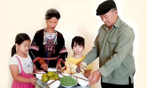 Tuyên Quang: Lễ mừng cơm mới của người Dao