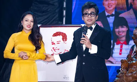 Nghệ sĩ Thanh Bạch "đốt cháy" sân khấu đêm nhạc hướng về miền Trug với phần hoạt náo vui nhộn