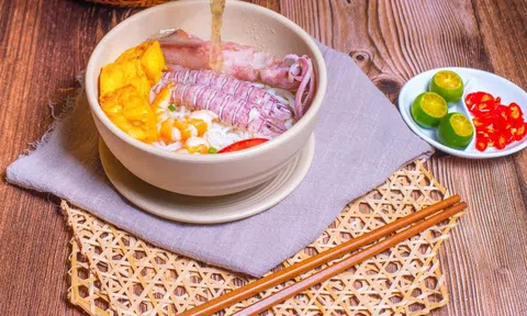 Bún riêu hải sản Vương Thủy ngon tuyệt hảo