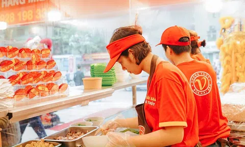 Hương Vị Bún Riêu Hải Sản Vương Thủy