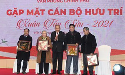 Phát huy truyền thống, tiếp tục gương mẫu, tiên phong, tạo chuyển biến rõ nét