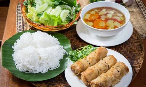 Bún Chả Sinh Từ - Nổi tiếng Hà Nội