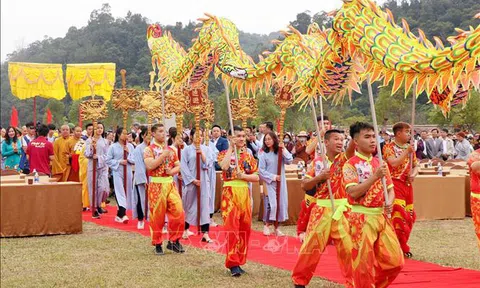 Khai mạc chương trình 'Yên Tử - Về miền đất Phật mùa thu, năm 2020'