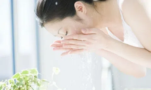 Xử lý "tận gốc" tình trạng mụn viêm trên da hiệu quả với Azacné