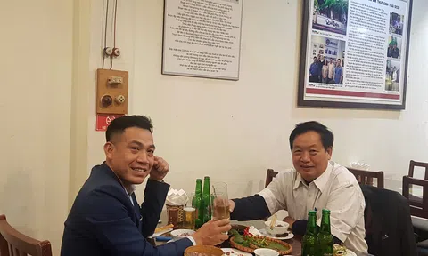 Gặp Tri kỷ hữu tại Nhà hàng Quả Trám 21 Phùng Hưng
