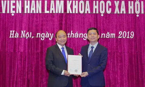 Tân Chủ tịch Viện Hàn lâm Khoa học xã hội Việt Nam 44 tuổi là ai?