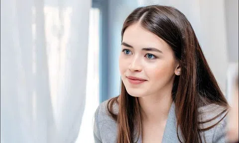 Nghị sĩ Belarus vừa đẹp vừa giỏi, từng là Hoa hậu