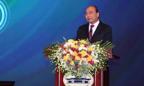 Thủ tướng Nguyễn Xuân Phúc gặp mặt lắng nghe ý kiến DN Thiên Tâm Thảo tại Hội nghị Thủ tướng đối thoại với doanh nghiệp.