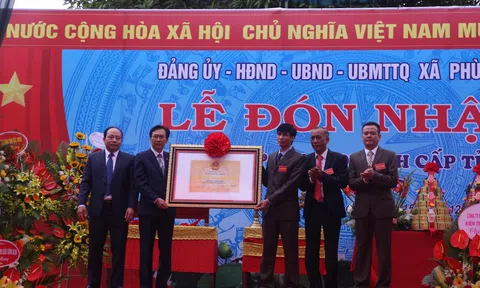 Lễ đón nhận bằng xếp hạng di tích lịch sử cấp tỉnh Đình làng thôn Doi Sóc (Phù Chẩn, Từ Sơn, Bắc Ninh)