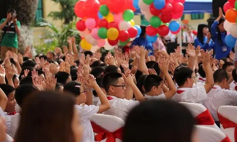 Vì sao số ngày nghỉ Tết Nguyên đán 2020 của học sinh Hà Nội ít hơn TPHCM?