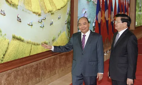 Thủ tướng Nguyễn Xuân Phúc và Thủ tướng Thongloun Sisoulith đồng chủ trì kỳ họp lần thứ 42 Uỷ ban liên Chính phủ Việt -Lào