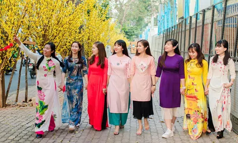 Tết gõ cửa, thành phố Hồ Chí Minh thay 'áo mới' chào đón năm mới