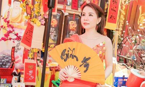 Á Hậu Doanh Nhân Việt Nam Phan Phương gây ấn tượng  trong bộ ảnh Du Xuân 2020