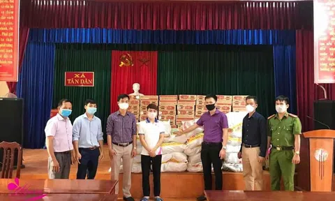 Thẩm Mỹ Viện Mailisa trao 2500 phần quà đến người nghèo trong mùa đại dịch