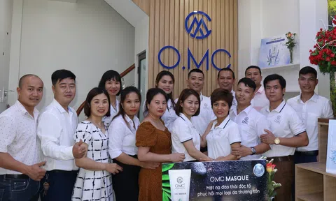 Học chăm sóc da cùng Dr Skin O.MC