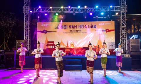 Thành Hóa: Du khách mãn nhãn với đêm Lễ hội Văn hóa Lào