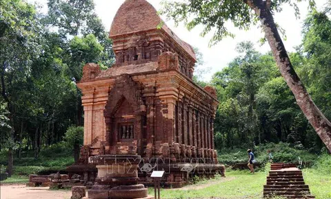 Trưng bày 'Tiến trình bảo tồn và phát triển Di sản Văn hóa thế giới Mỹ Sơn'