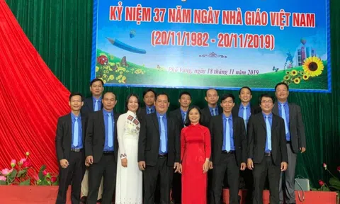 Huyện Phú Vang – Thừa thiên -  Huế kỷ niệm ngày Nhà giáo Việt Nam